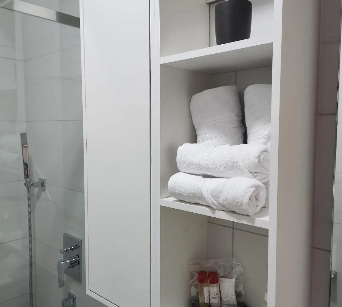 Harmony, Republica Del Salvador Apartment Quito